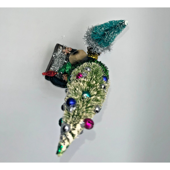 Vintage Black Bear with Christmas Tree Pinecone Paw Gingerbread Cardinal OOAK - Picture 15 of 16